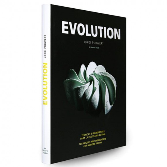 Книга EVOLUTION. Техники и съставки за модерната кухня от Jordi Puigvert